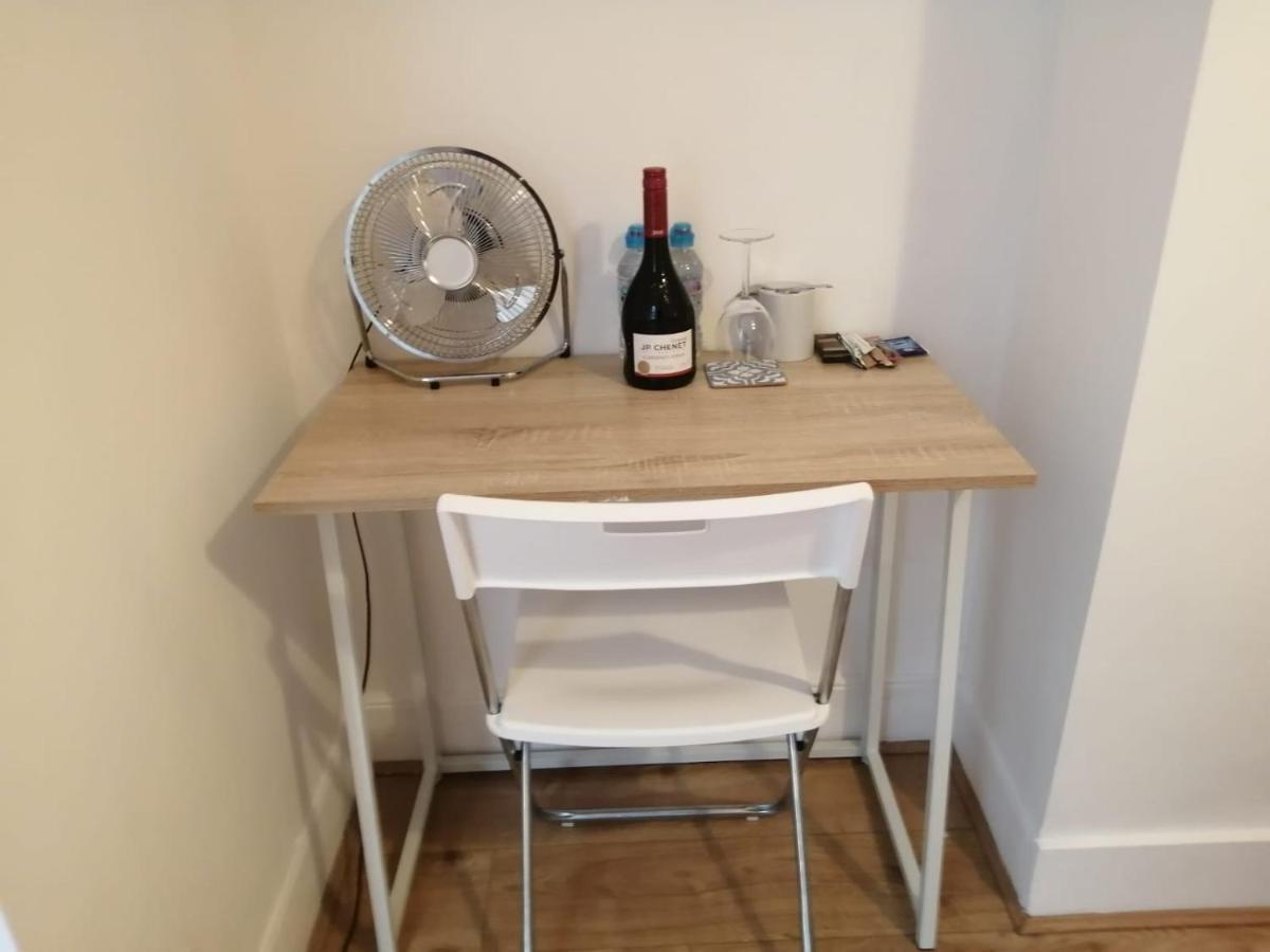 Central Stratford Cozy Double Room London Exteriör bild