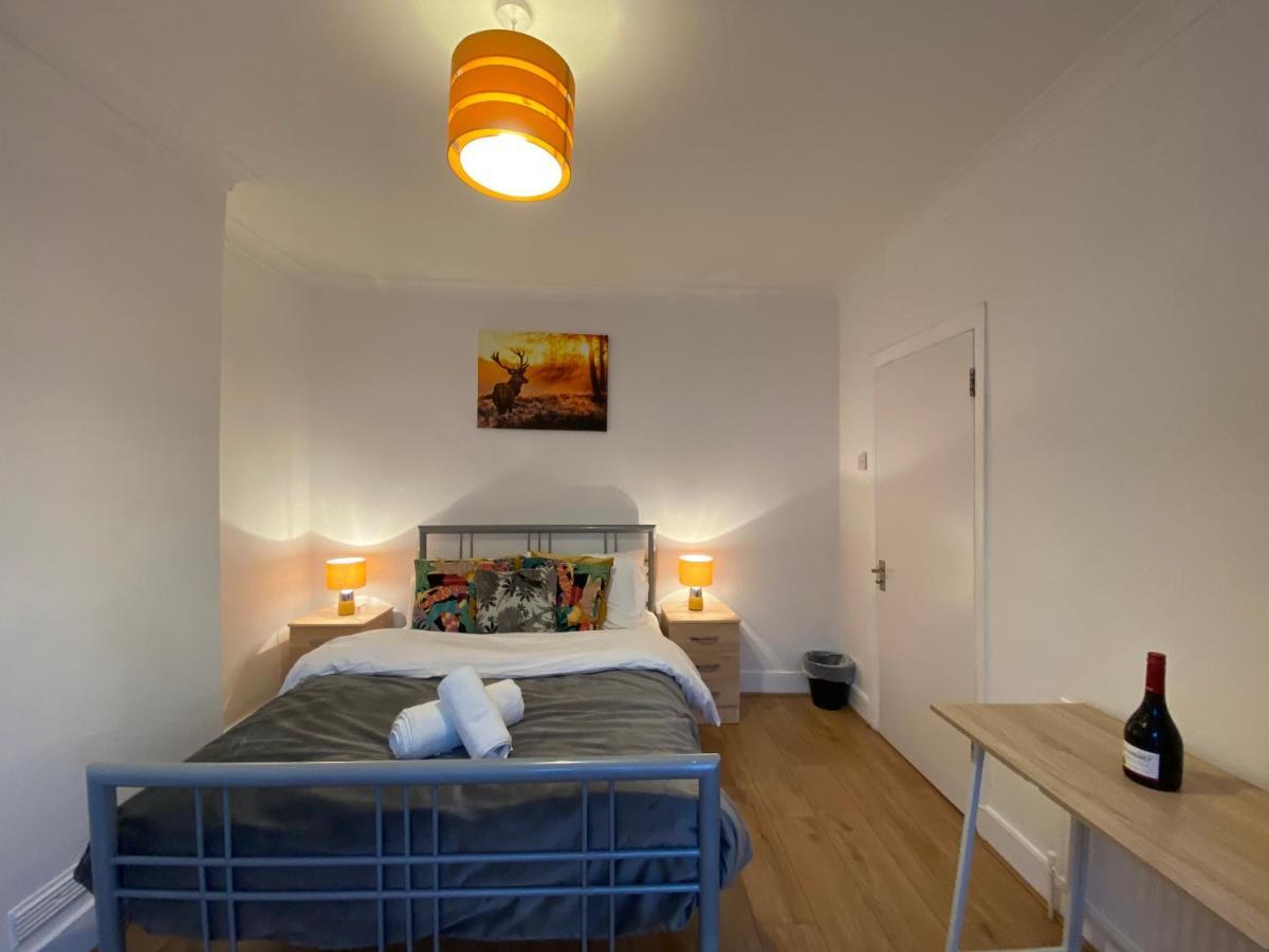 Central Stratford Cozy Double Room London Exteriör bild