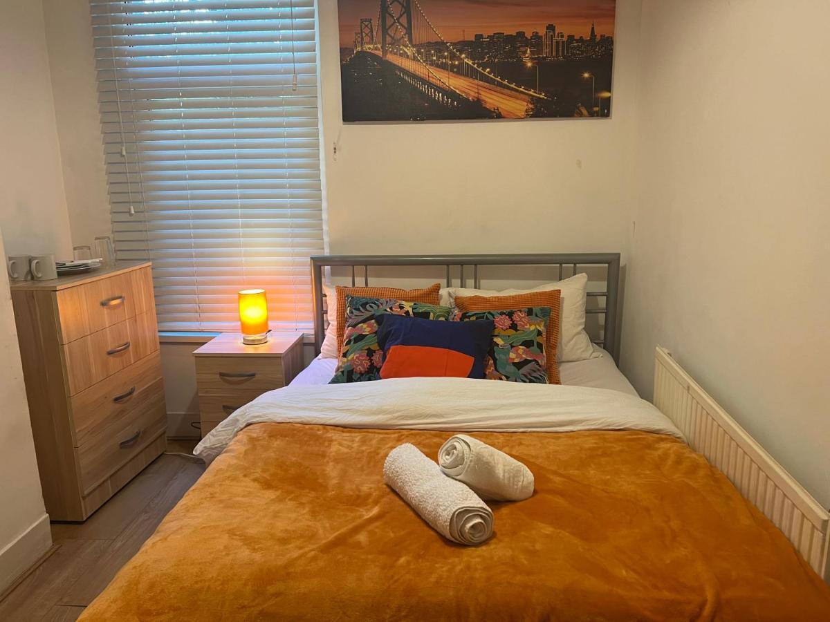 Central Stratford Cozy Double Room London Exteriör bild