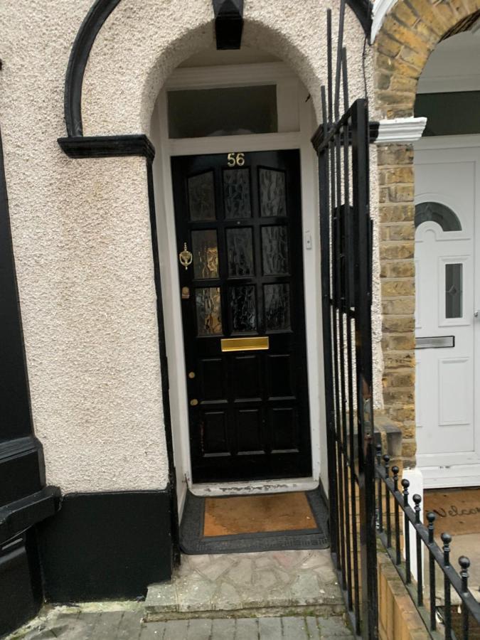 Central Stratford Cozy Double Room London Exteriör bild