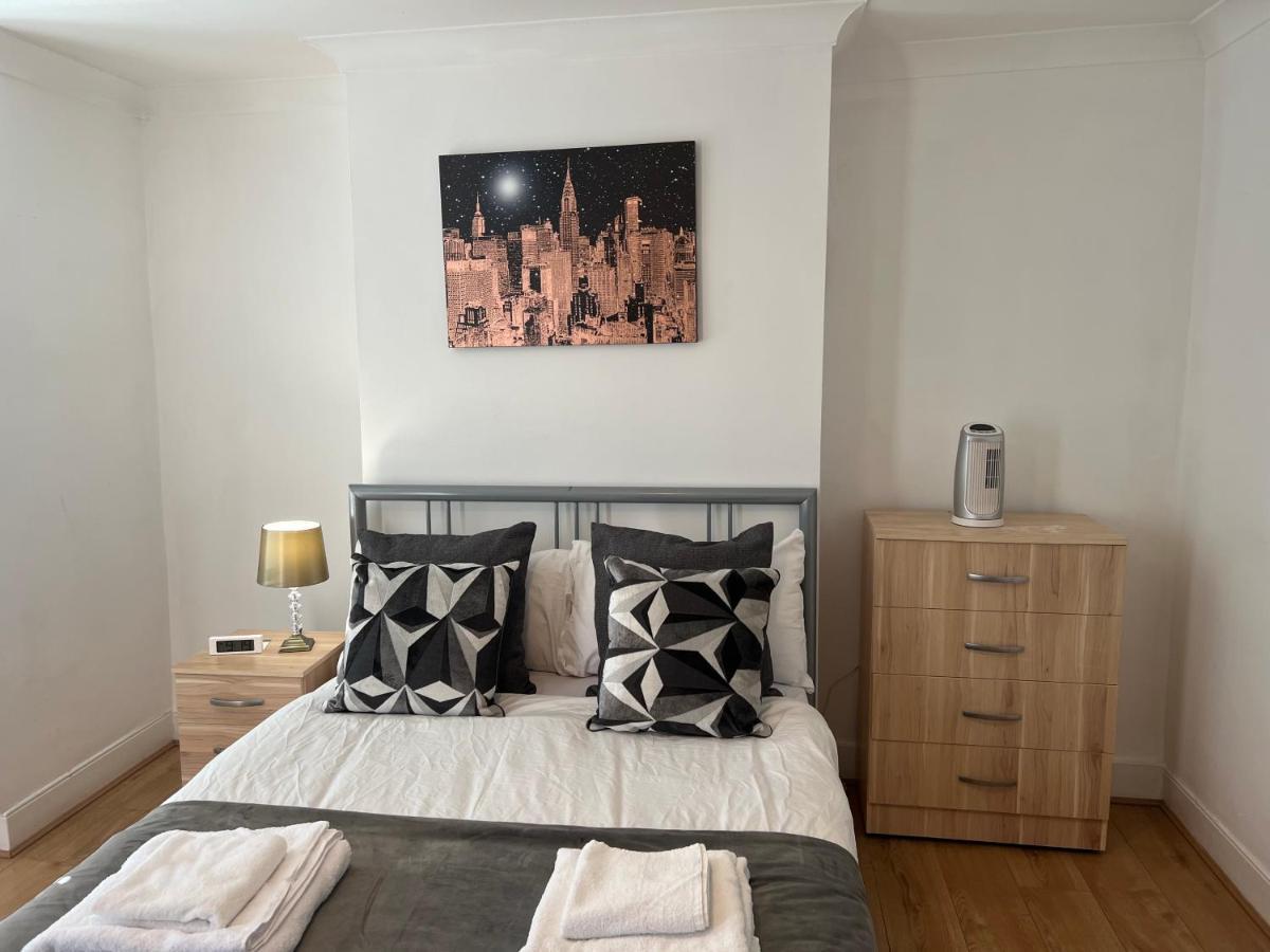 Central Stratford Cozy Double Room London Exteriör bild