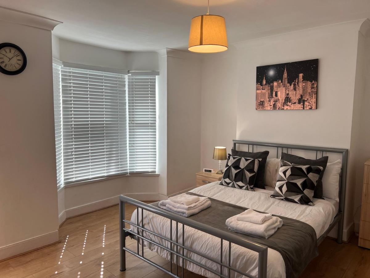 Central Stratford Cozy Double Room London Exteriör bild